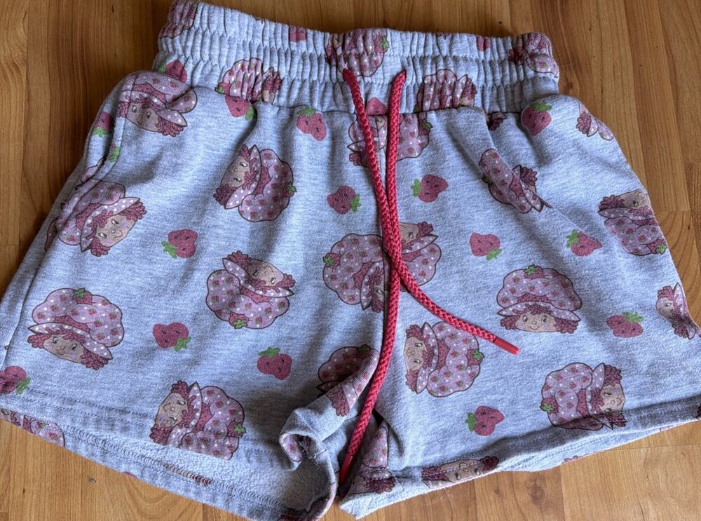 Strawberry shortcake Casual Fleece Draw String Shorts Gray Small